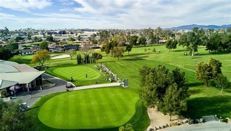 St mark golf club - St Mark Golf Club Profile and History. St Mark Golf Club is a company that operates in the Sports industry. It employs 11-20 people and has $1M-$5M of revenue. The company is headquartered in San Marcos, California.